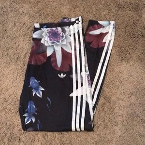 Addidas printed leggings